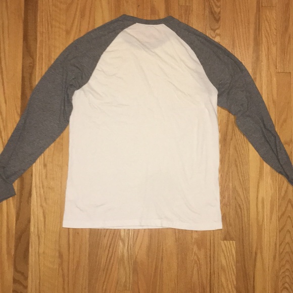 Old Navy Soft-Wash 3/4 Sleeve Tee - Picture 3 of 3